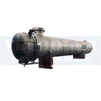 Ohišje in cevni kondenzator